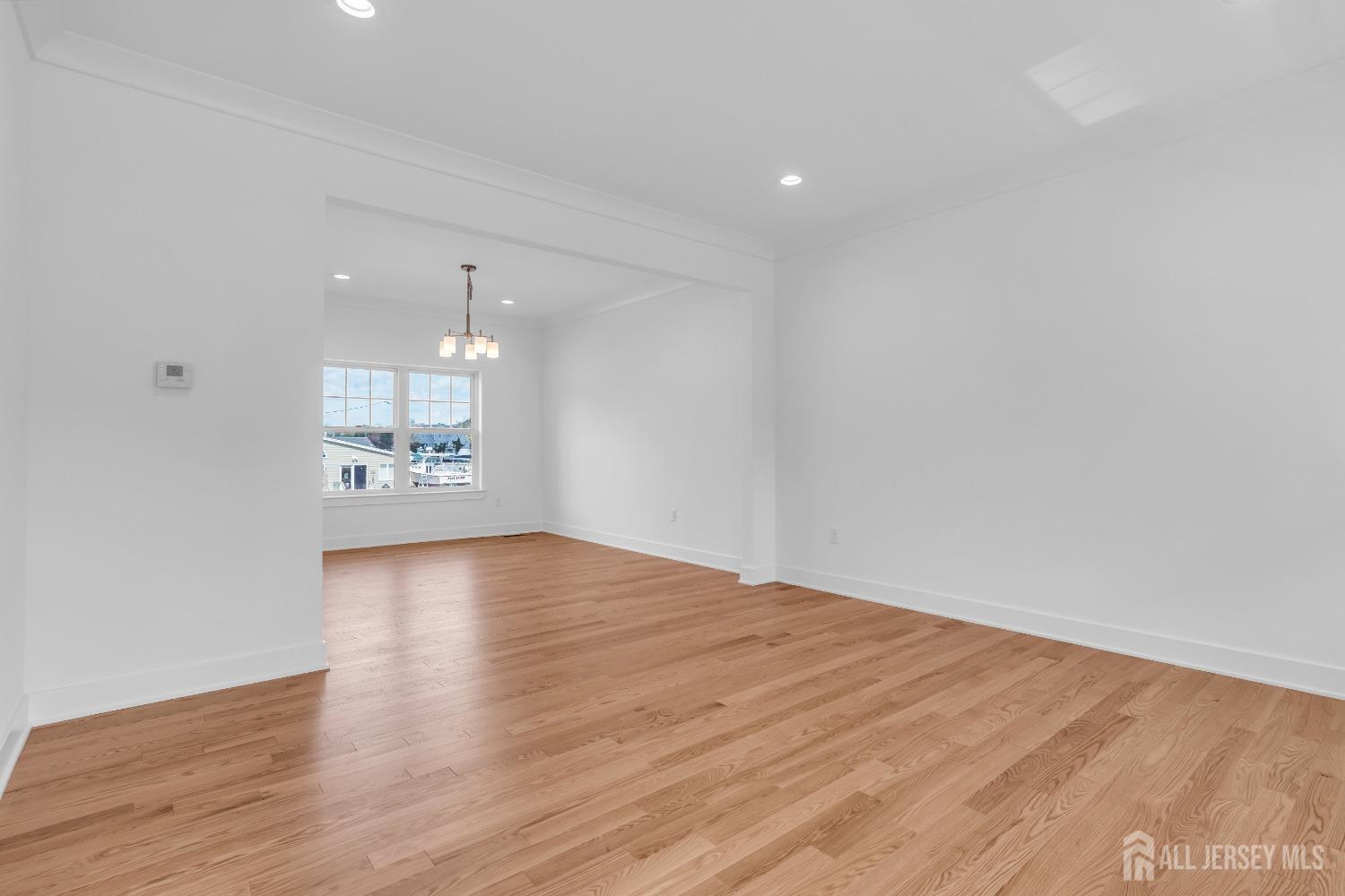 33 Pennsylvania Avenue Ocean Twp NJ 08758