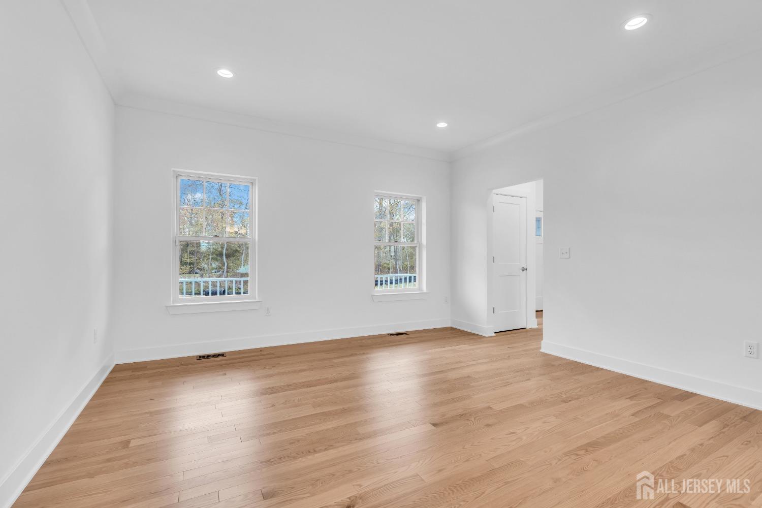 33 Pennsylvania Avenue Ocean Twp NJ 08758