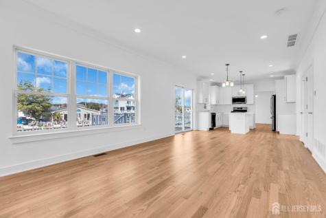 33 Pennsylvania Avenue Ocean Twp NJ 08758