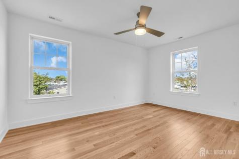 33 Pennsylvania Avenue Ocean Twp NJ 08758