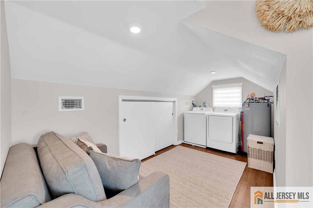 105 W Channel Way Lavallette NJ 08735