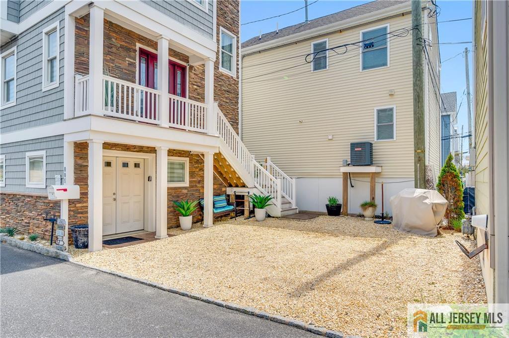 105 W Channel Way Lavallette NJ 08735