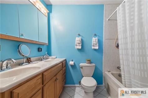 6 Hunterdon Avenue Monroe NJ 08831