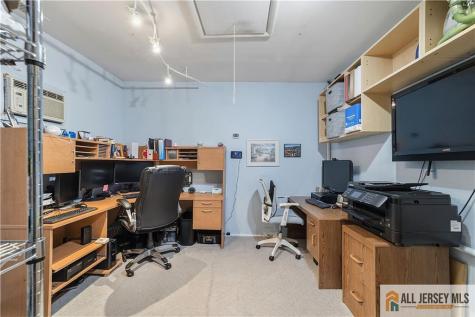 6 Hunterdon Avenue Monroe NJ 08831
