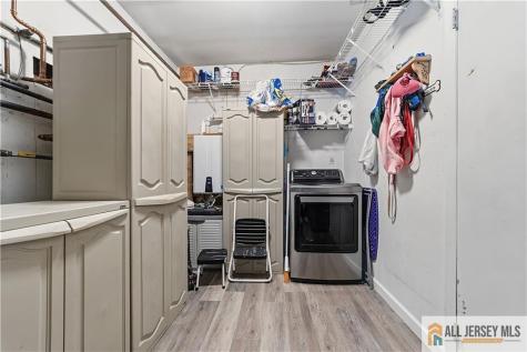 6 Hunterdon Avenue Monroe NJ 08831