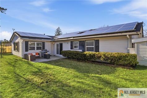6 Hunterdon Avenue Monroe NJ 08831