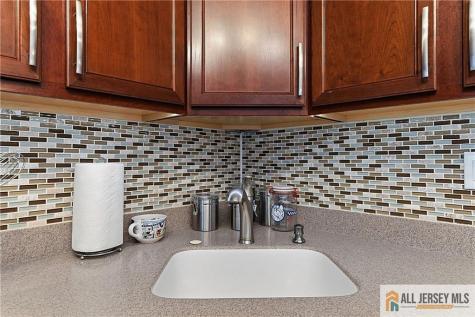 6 Hunterdon Avenue Monroe NJ 08831