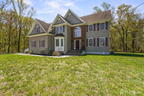 39 Friendship Road Cranbury NJ 08512