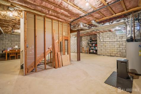 39 Friendship Road Cranbury NJ 08512
