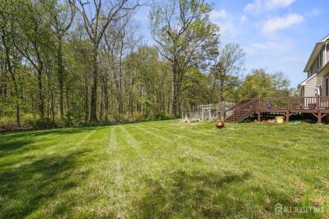 39 Friendship Road Cranbury NJ 08512