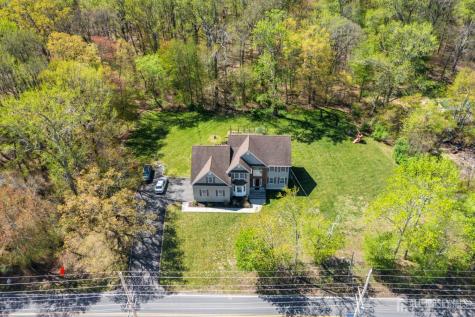 39 Friendship Road Cranbury NJ 08512