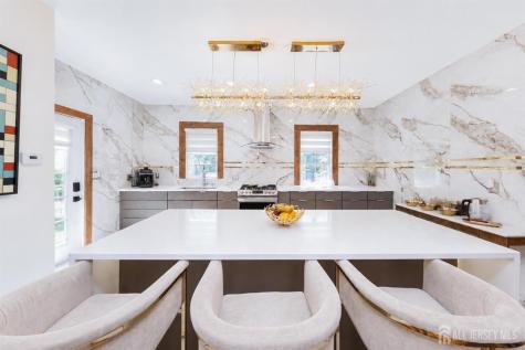 377 W Park Avenue W Oakhurst NJ 07755