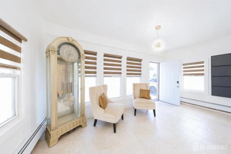 377 W Park Avenue W Oakhurst NJ 07755