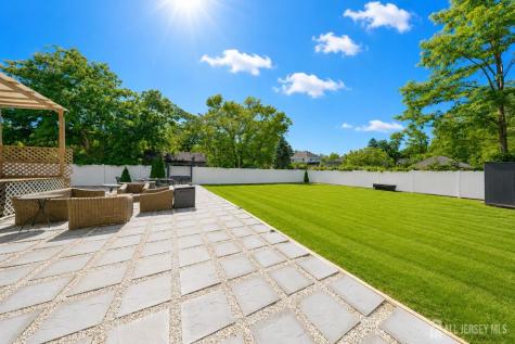 377 W Park Avenue W Oakhurst NJ 07755