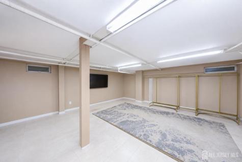 377 W Park Avenue W Oakhurst NJ 07755