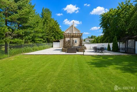 377 W Park Avenue W Oakhurst NJ 07755