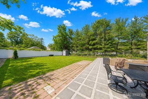 377 W Park Avenue W Oakhurst NJ 07755
