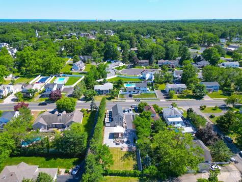 377 W Park Avenue W Oakhurst NJ 07755