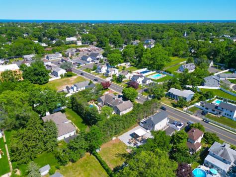 377 W Park Avenue W Oakhurst NJ 07755
