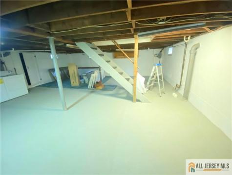 42 Burton Avenue South River NJ 08882