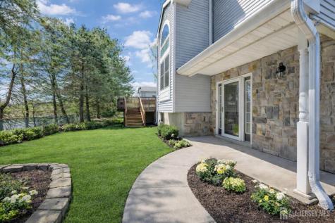 44 Rozalyn Lane Old Bridge NJ 08879