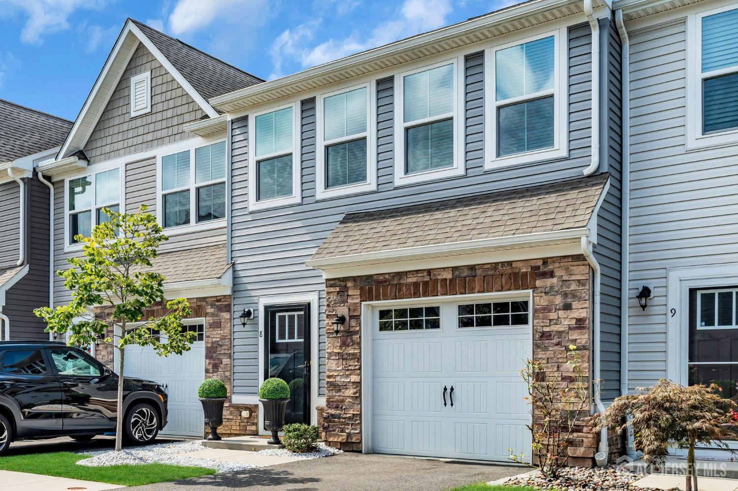 8 Athens Way Aberdeen NJ 07721