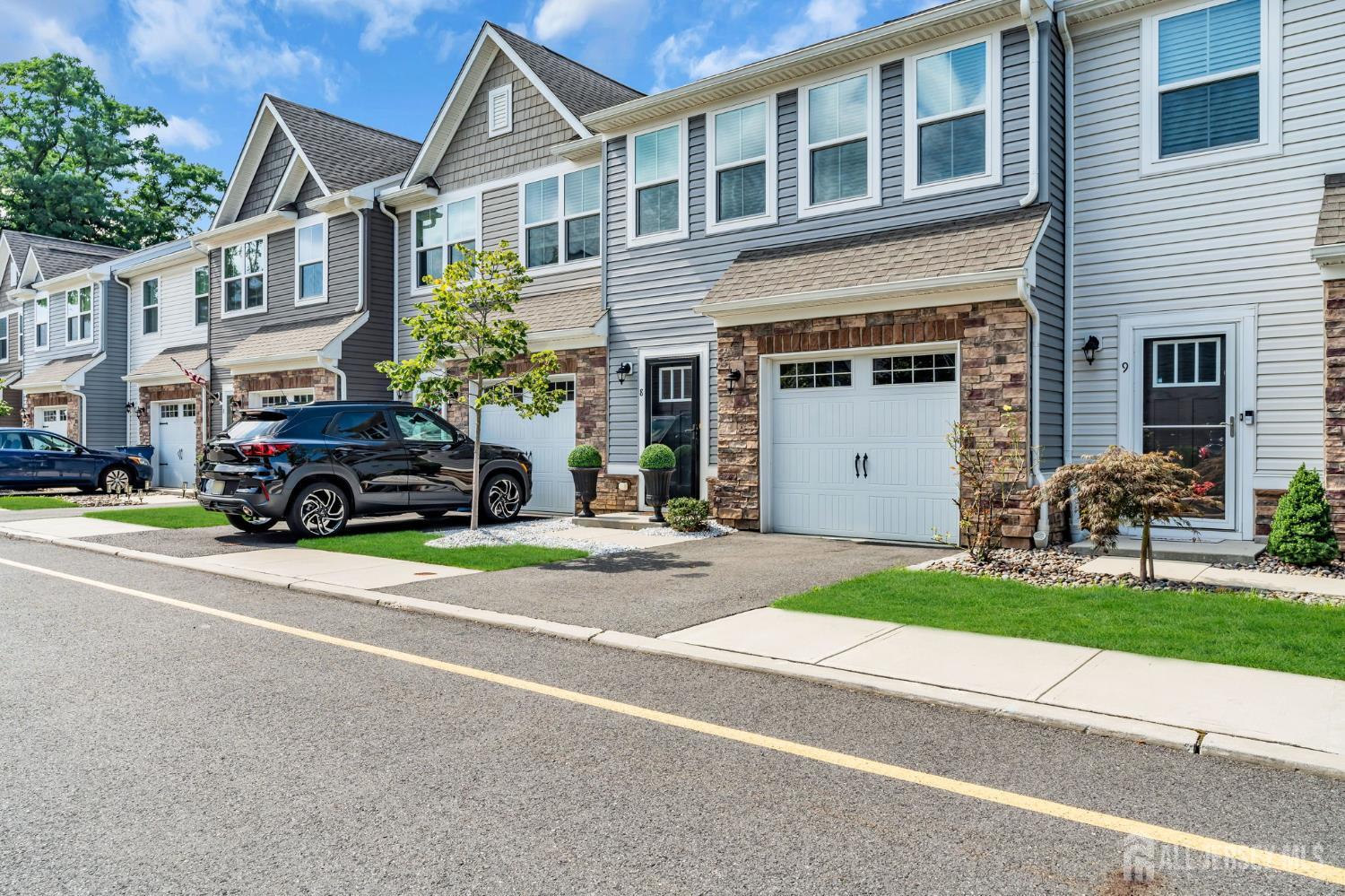 8 Athens Way Aberdeen NJ 07721