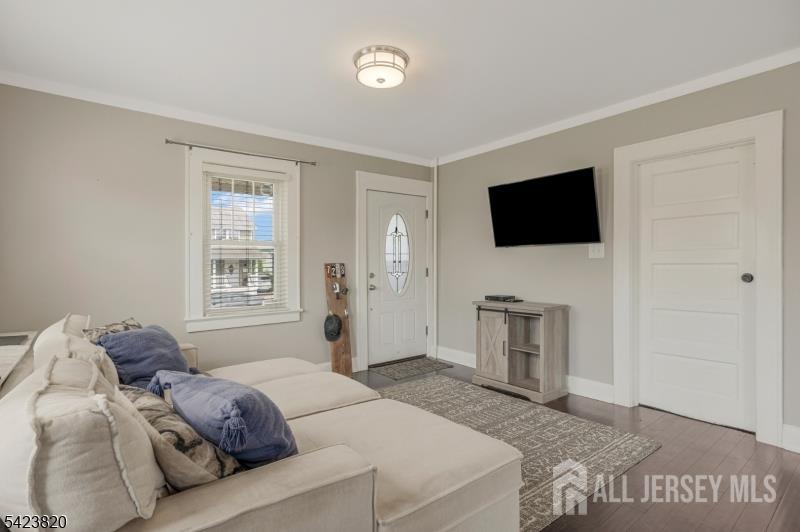 110 Parker Street Middlesex NJ 08846