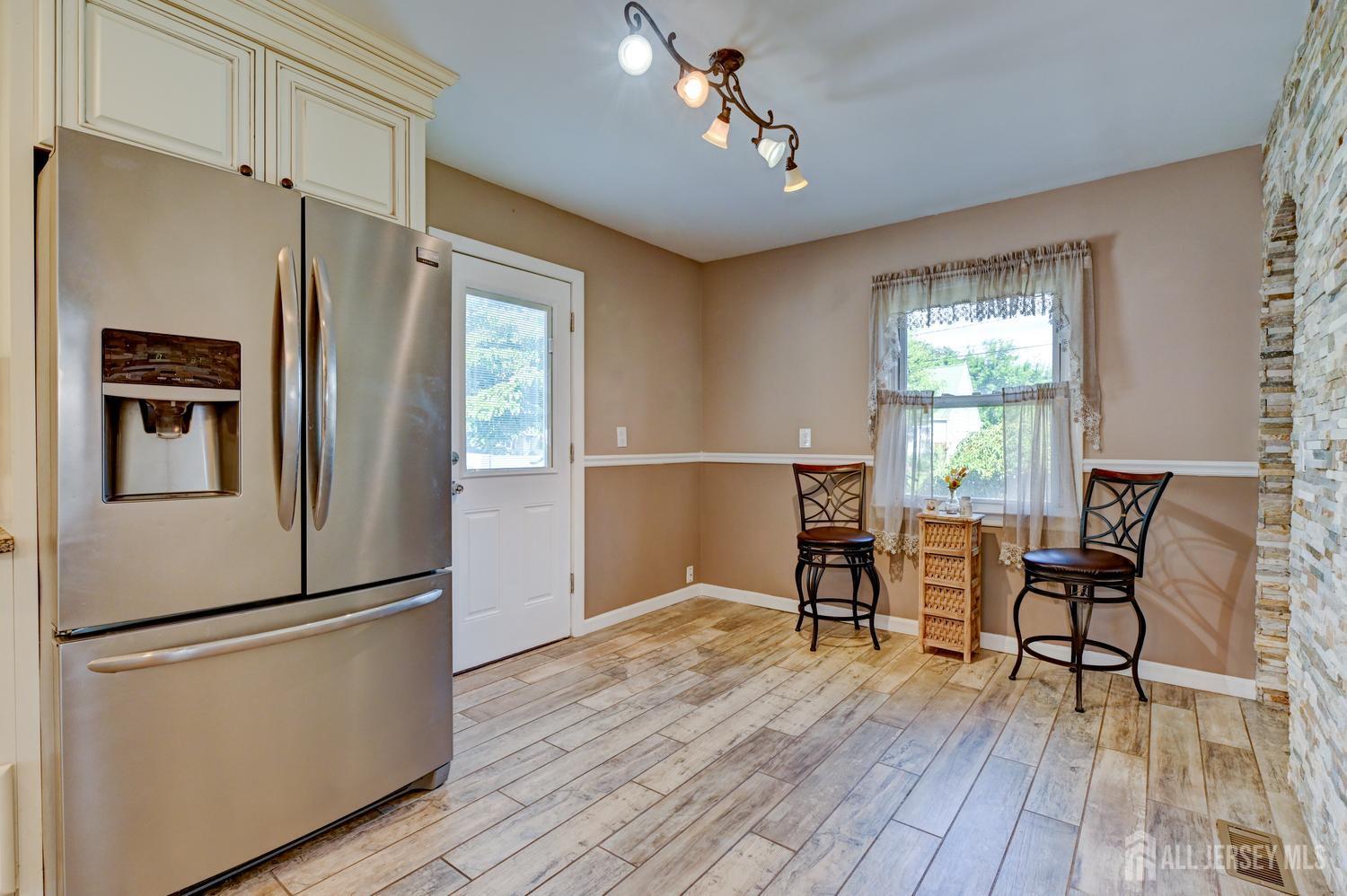 196 416 Giles Avenue Middlesex NJ 08846