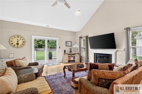20 George W Helme Drive Helmetta NJ 08828