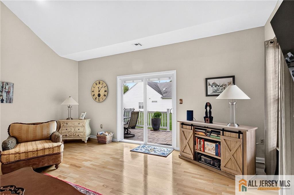 20 George W Helme Drive Helmetta NJ 08828