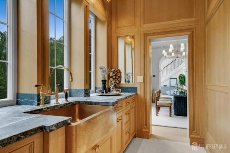 171 Campbell Road Road Bernardsville NJ 07924