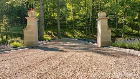171 Campbell Road Road Bernardsville NJ 07924
