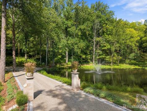 171 Campbell Road Road Bernardsville NJ 07924