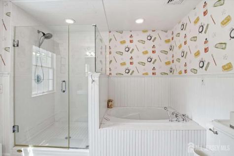 4 Honey Court Metuchen NJ 08840