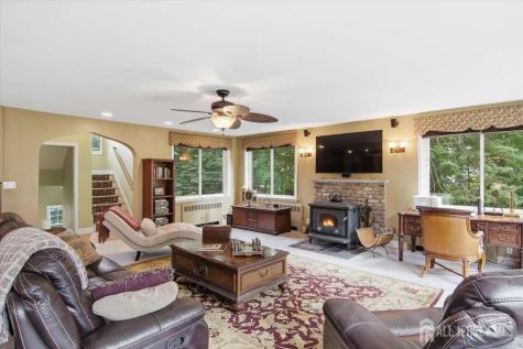 4 Honey Court Metuchen NJ 08840