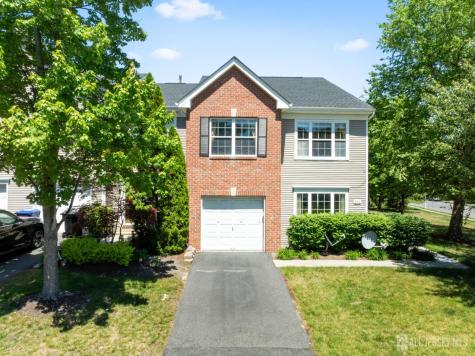 208 Windsong Circle East Brunswick NJ 08816