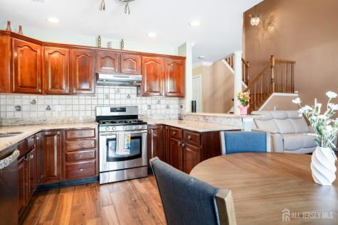 208 Windsong Circle East Brunswick NJ 08816