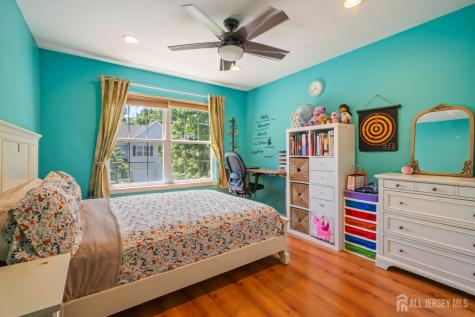 208 Windsong Circle East Brunswick NJ 08816