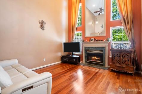 208 Windsong Circle East Brunswick NJ 08816