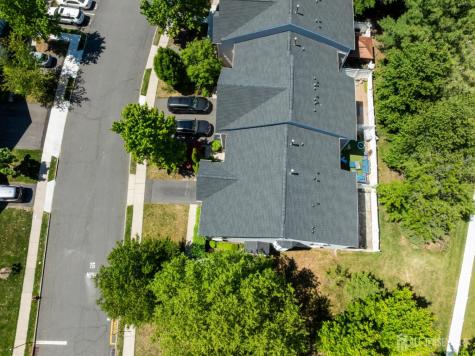 208 Windsong Circle East Brunswick NJ 08816