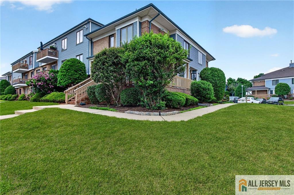 403 Peach Street Avenel NJ 07001