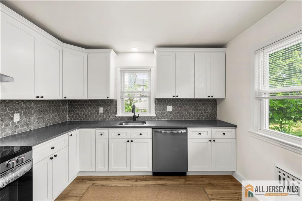 35 Egan Avenue Fords NJ 08863