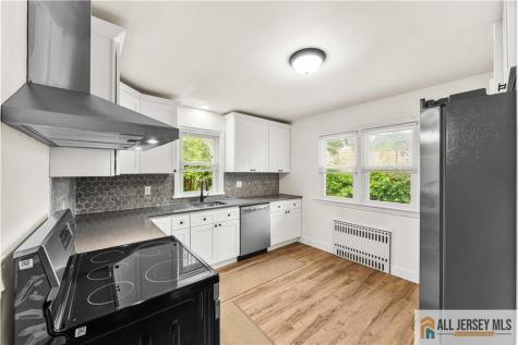 35 Egan Avenue Fords NJ 08863