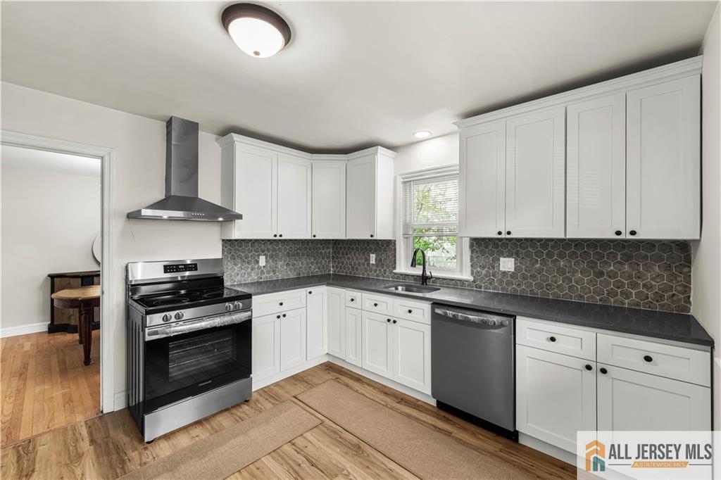 35 Egan Avenue Fords NJ 08863