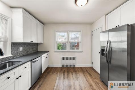 35 Egan Avenue Fords NJ 08863