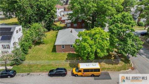 35 Egan Avenue Fords NJ 08863