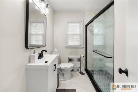 35 Egan Avenue Fords NJ 08863