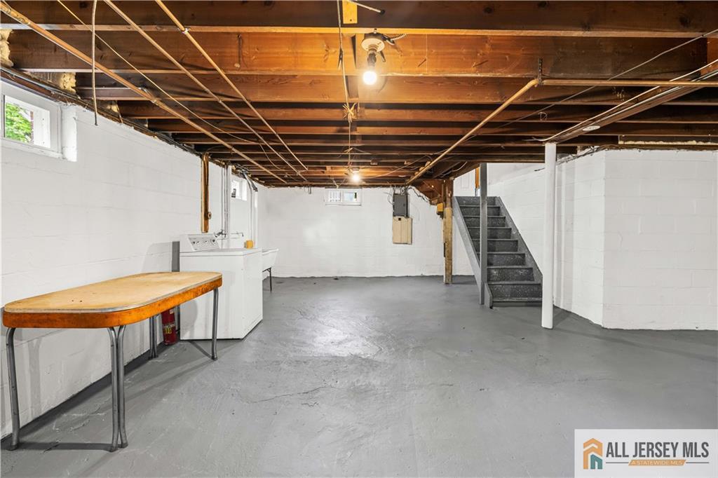 35 Egan Avenue Fords NJ 08863