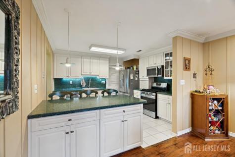 118 Coppertree Court Edison NJ 08820